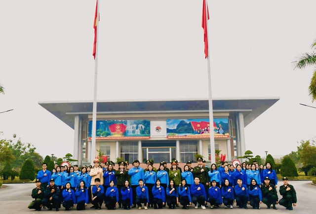 Tuổi trẻ Cao Bằng, Lạng Sơn đồng loạt tổ chức Lễ chào cờ trước thềm khai mạc Đại hội XIV của Đảng- Ảnh 3.