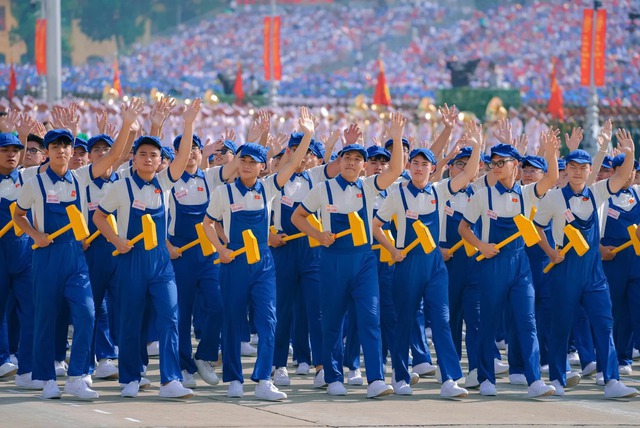 Xây dựng giai cấp công nhân vững mạnh vì sự phát triển của đất nước- Ảnh 1.