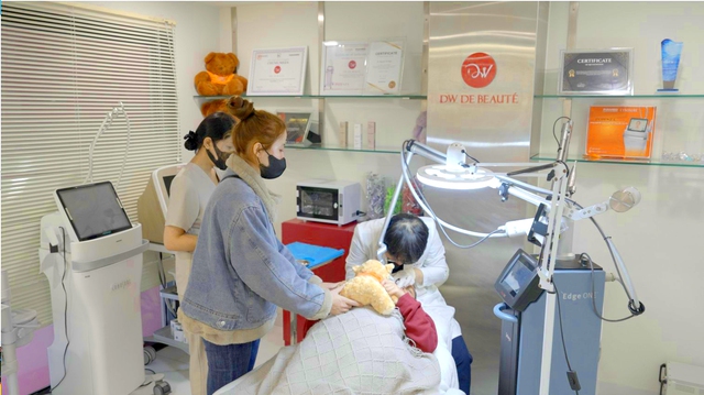 Hỗ trợ phục hồi tinh thần, chữa lành sẹo cho gần 100 trẻ  khó khăn- Ảnh 1.