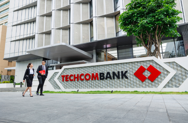 Techcombank: quý 4 lãi lớn, tín dụng tập trung vào bất động sản- Ảnh 1.
