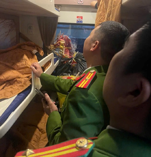 Công an Nghệ An kịp thời cứu cô gái 16 tuổi bị “bắt cóc online” khi đang đi tàu hỏa- Ảnh 1.