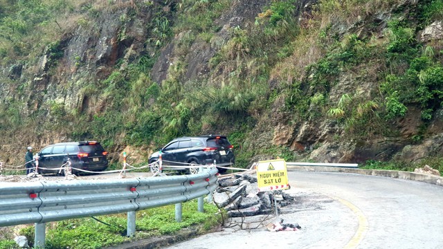 Đỉnh Mẫu Sơn nhiệt độ xuống 4 độ C, khả năng xuất hiện băng giá- Ảnh 2. Đỉnh Mẫu Sơn nhiệt độ xuống 4 độ C, khả năng xuất hiện băng giá- Ảnh 2.