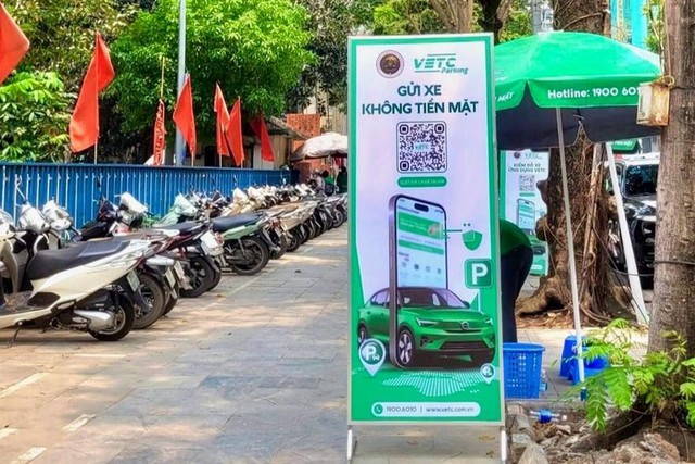 Thu phí không dừng tại bãi đỗ xe đô thị: Bộ Xây dựng chốt lộ trình- Ảnh 1.