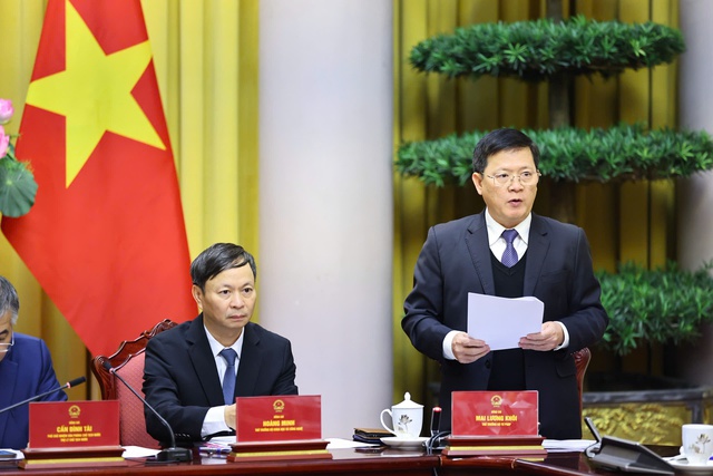 Luật Dân số: Từ quản lý sinh đẻ sang bảo vệ phụ nữ và trẻ em- Ảnh 2.