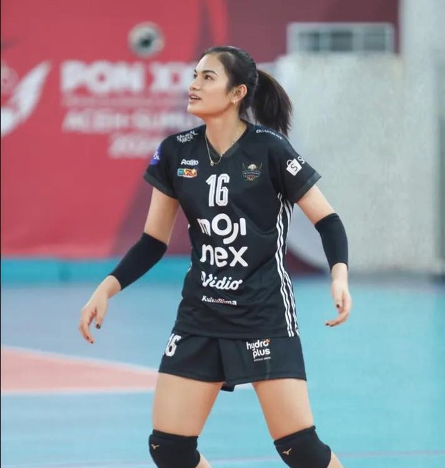 Cộng đồng bóng chuyền hứng khởi chờ đợi Vi Thị Như Quỳnh ra sân tại Indonesia- Ảnh 3. Cộng đồng bóng chuyền hứng khởi chờ đợi Vi Thị Như Quỳnh ra sân tại Indonesia- Ảnh 3.
