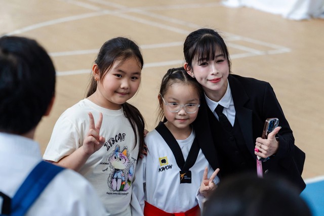 Chị đẹp Châu Tuyết Vân "gây sốt" khi làm trọng tài Taekwondo- Ảnh 9.