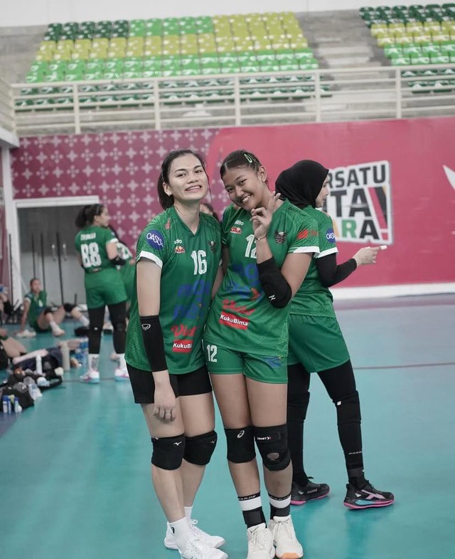 Cộng đồng bóng chuyền hứng khởi chờ đợi Vi Thị Như Quỳnh ra sân tại Indonesia- Ảnh 4. Cộng đồng bóng chuyền hứng khởi chờ đợi Vi Thị Như Quỳnh ra sân tại Indonesia- Ảnh 4.