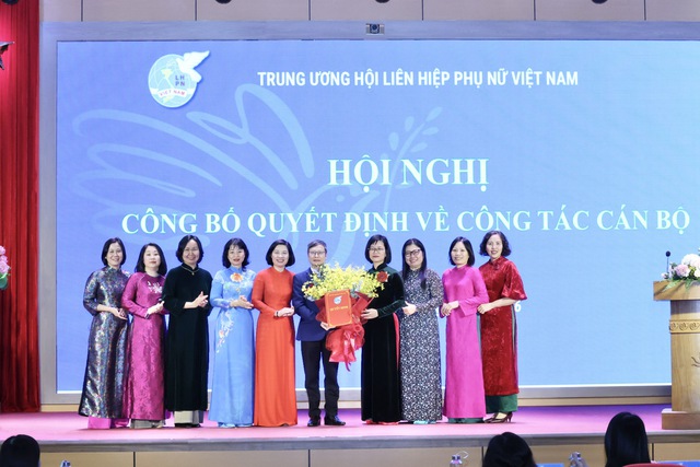 Ông Phí Quốc Thuyên giữ chức Tổng Biên tập Báo Phụ nữ Việt Nam- Ảnh 2. Ông Phí Quốc Thuyên giữ chức Tổng Biên tập Báo Phụ nữ Việt Nam- Ảnh 2.