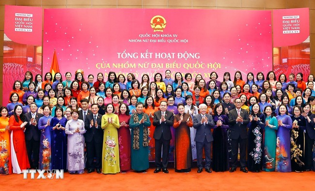 Biểu dương những đóng góp tích cực của các nữ đại biểu Quốc hội- Ảnh 1.