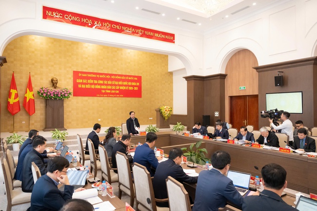 Bảo đảm tối đa quyền bầu cử của cử tri là ưu tiên hàng đầu trong công tác chuẩn bị tại các địa phương- Ảnh 1.