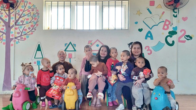 "Xuân biên phòng - Ấm lòng dân bản": Nghĩa tình phụ nữ xứ Thanh nơi biên cương Tổ quốc- Ảnh 3.