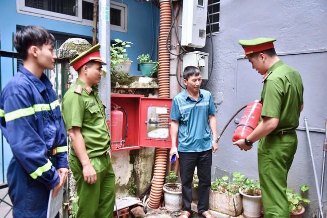 Hà Nội "hóa giải" nguy cơ cháy tại những ngõ sâu- Ảnh 2.