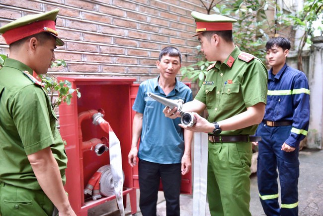 Hà Nội "hóa giải" nguy cơ cháy tại những ngõ sâu- Ảnh 4.