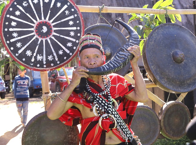 “Báu vật sống” của người Giẻ Triêng giữa đại ngàn Tây Nguyên- Ảnh 5.