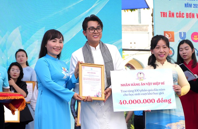 TPHCM ra quân "Tháng cùng phụ nữ hành động" với nhiều hoạt động chăm lo phụ nữ, trẻ em- Ảnh 5.
