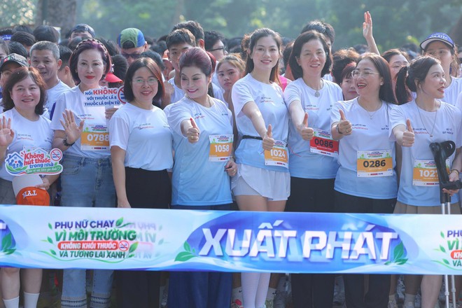 Tưng bừng khai mạc Giải "Phụ nữ chạy vì môi trường không khói thuốc và tương lai xanh" 2026- Ảnh 9.