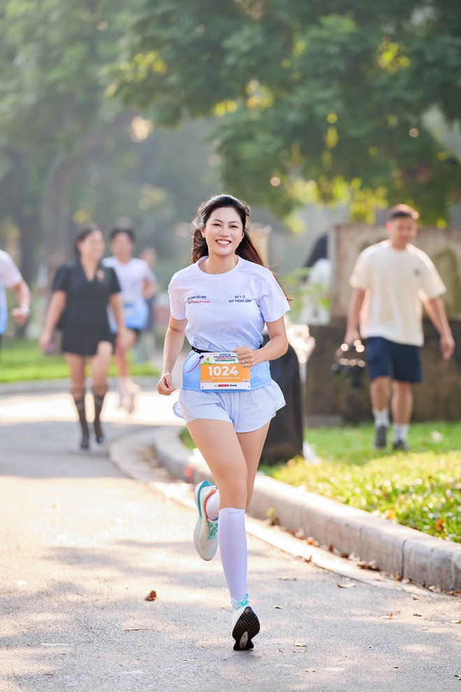Hoa khôi Vũ Hương Giang lan tỏa thông điệp "nói không với thuốc lá"- Ảnh 12.