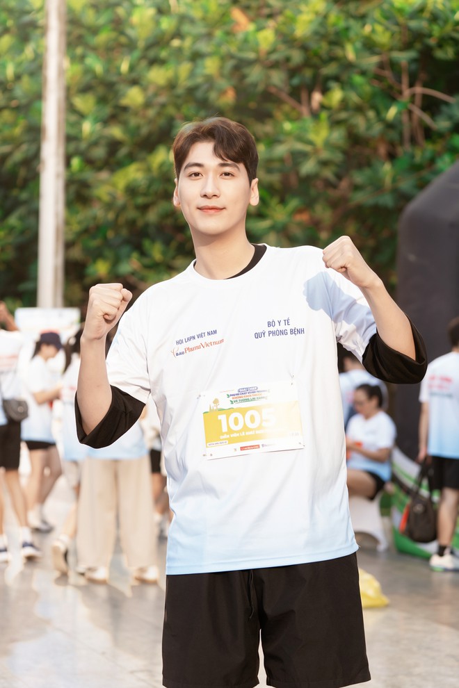 Nghệ sĩ truyền cảm hứng sống khỏe tại giải chạy của Báo Phụ nữ Việt Nam- Ảnh 4.
