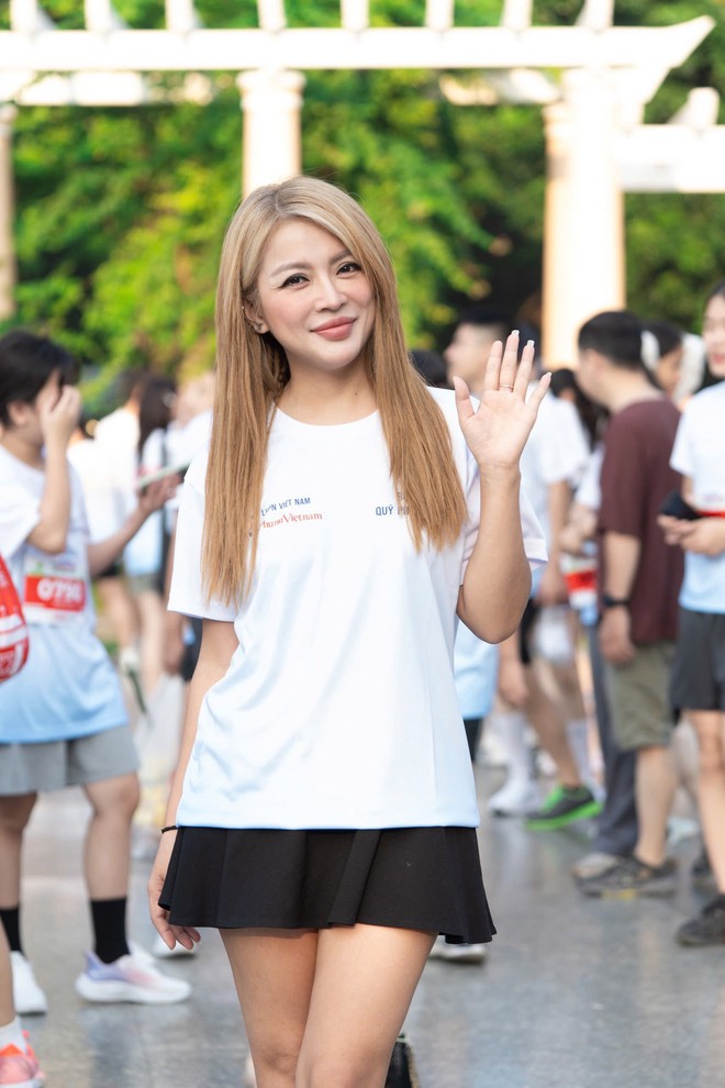 Nghệ sĩ truyền cảm hứng sống khỏe tại giải chạy của Báo Phụ nữ Việt Nam- Ảnh 7.