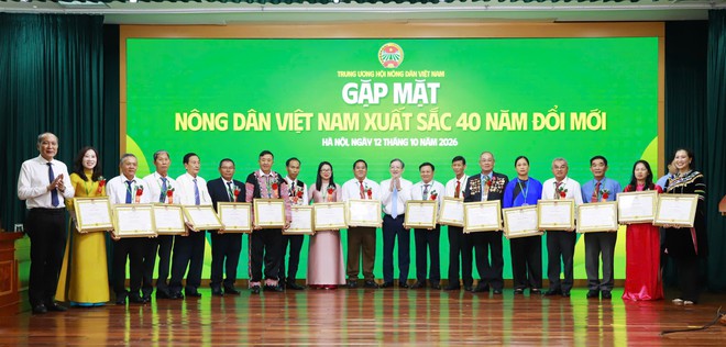 Trung ương Hội Nông dân Việt Nam gặp mặt, lắng nghe Nông dân Việt Nam xuất sắc 40 năm Đổi mới - Ảnh 3.