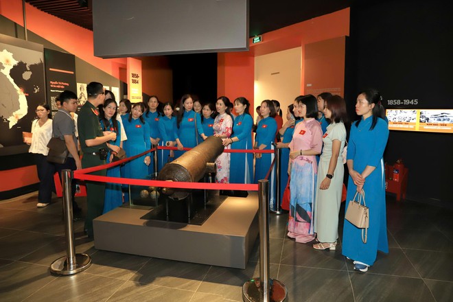 Khơi dậy niềm tự hào dân tộc của cán bộ, hội viên phụ nữ Công ty cổ phần 26- Ảnh 2.