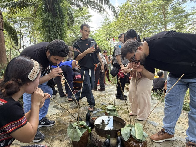 Lễ hội Văn hóa thế giới tại Hà Nội: Đưa di sản văn hóa 54 dân tộc Việt Nam đến với bạn bè quốc tế- Ảnh 8.