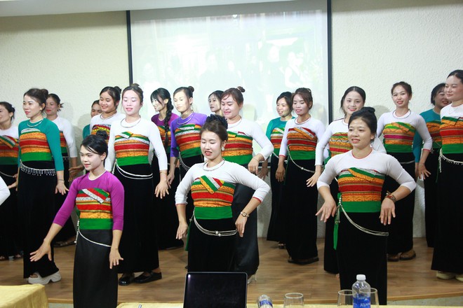 Đánh thức tình yêu văn hóa Thái trong cộng đồng- Ảnh 2.