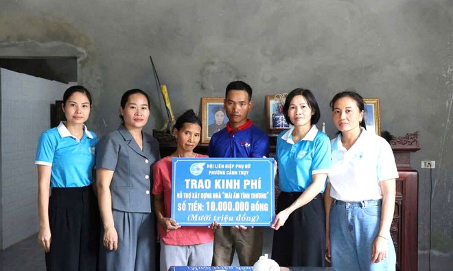 Phường Cảnh Thụy, Bắc Ninh: Trao hỗ trợ cho hội viên phụ nữ có hoàn cảnh khó khăn hoàn thiện nhà ở - Ảnh 2.