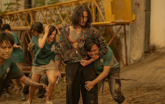 Điều gì khiến phim "Trại buôn người" lập doanh thu kỷ lục sau 10 ngày ra rạp?- Ảnh 4.