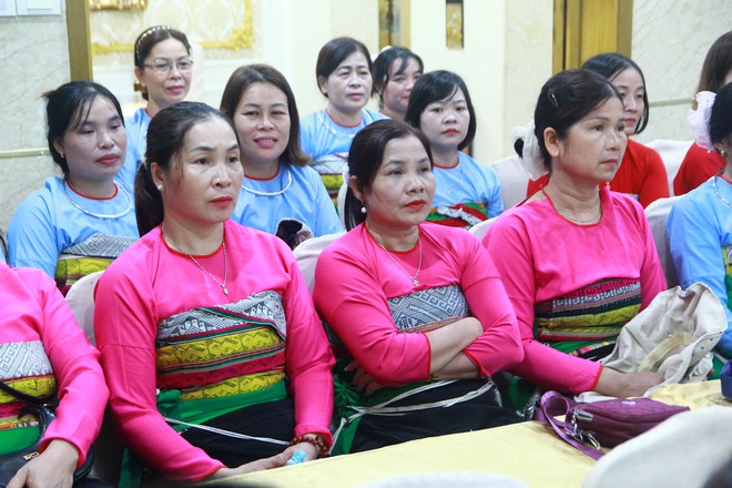 Giữ hồn văn hóa Mường từ những lớp truyền dạy- Ảnh 3.