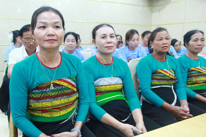 Giữ hồn văn hóa Mường từ những lớp truyền dạy- Ảnh 4.