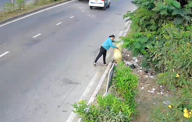 TPHCM tăng cường "phạt nguội" hành vi xả rác bừa bãi- Ảnh 4.