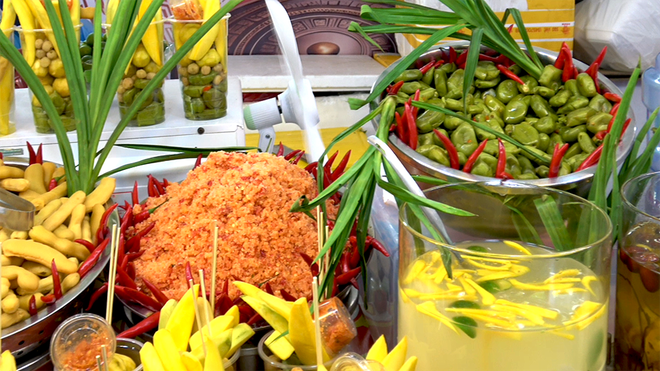 "Bách Việt thăng hoa": Đánh thức vị quê giữa lòng phố thị- Ảnh 3.