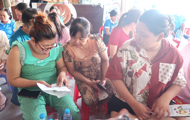TPHCM: Chia sẻ kiến thức, kỹ năng để nữ công nhân biết cách bảo vệ mình ngay tại khu trọ- Ảnh 4.