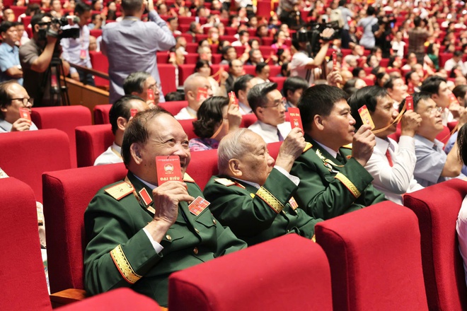 Chùm ảnh: Toàn cảnh phiên làm việc đầu tiên Đại hội đại biểu toàn quốc MTTQ Việt Nam lần thứ XI- Ảnh 8.