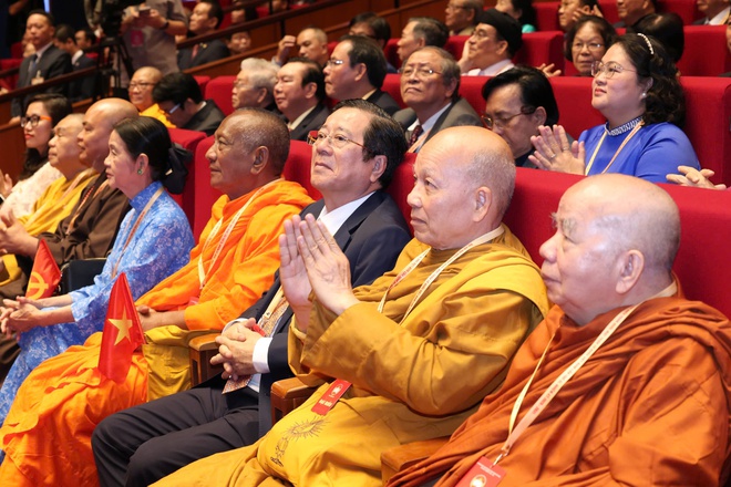Nâng cao vai trò nòng cốt chính trị của MTTQ Việt Nam, phát huy sức mạnh đại đoàn kết toàn dân tộc- Ảnh 4.