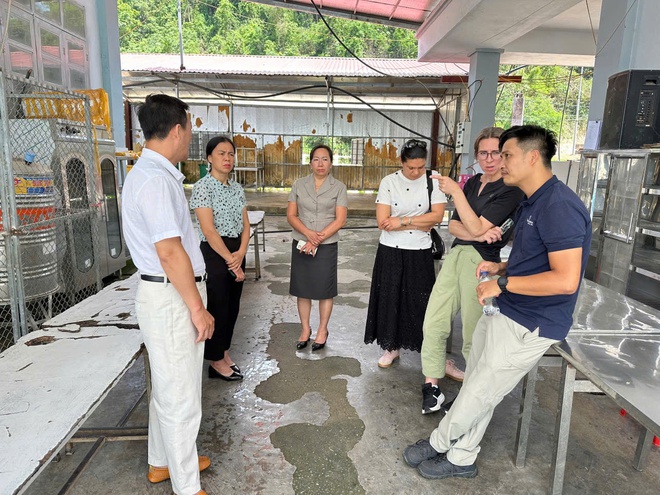 Hội LHPN Lai Châu tập huấn phòng, chống mua bán trẻ em và giám sát công trình vệ sinh trường học- Ảnh 4.