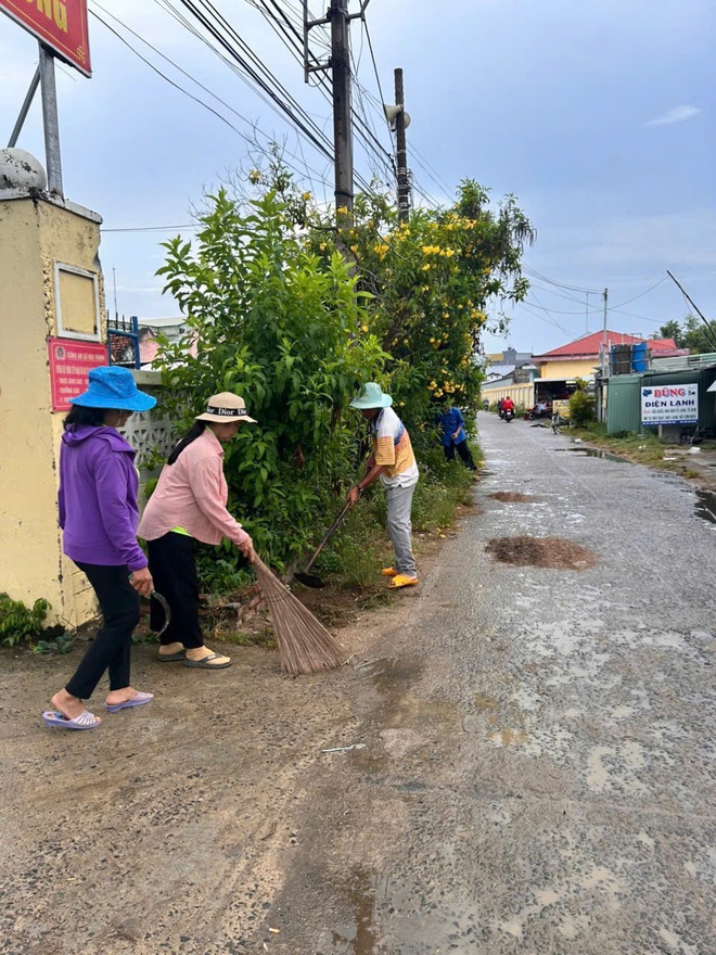 Phụ nữ Đắk Lắk hưởng ứng Chiến dịch "Chủ nhật Xanh" 2026- Ảnh 6. Phụ nữ Đắk Lắk hưởng ứng Chiến dịch "Chủ nhật Xanh" 2026- Ảnh 6.