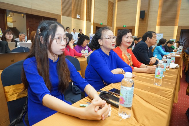 Suy tôn Chủ tịch danh dự Hội Bảo vệ quyền trẻ em Việt Nam- Ảnh 5.