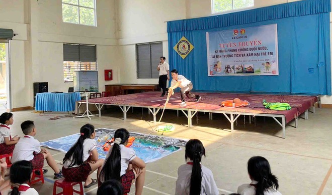 "Lá chắn" để trẻ an toàn trước hiểm họa đuối nước- Ảnh 1. "Lá chắn" để trẻ an toàn trước hiểm họa đuối nước- Ảnh 1.