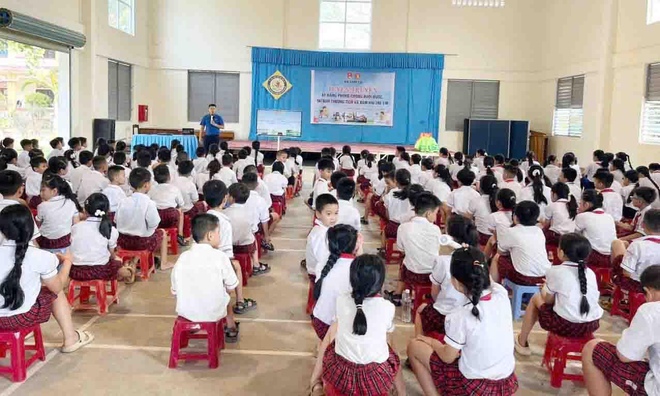 "Lá chắn" để trẻ an toàn trước hiểm họa đuối nước- Ảnh 2. "Lá chắn" để trẻ an toàn trước hiểm họa đuối nước- Ảnh 2.