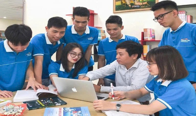 “Liên thông ngược” tạo cơ hội học tập linh hoạt cho người học - Ảnh 1. “Liên thông ngược” tạo cơ hội học tập linh hoạt cho người học - Ảnh 1.