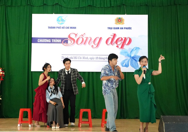 “Sống đẹp” - Chương trình ý nghĩa, thắp sáng niềm tin, khát vọng cho nữ phạm nhân- Ảnh 4. “Sống đẹp” - Chương trình ý nghĩa, thắp sáng niềm tin, khát vọng cho nữ phạm nhân- Ảnh 4.