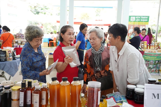TPHCM: Phụ nữ phường Hòa Hưng hướng về Đại hội bằng nhiều hoạt động thiết thực- Ảnh 2. TPHCM: Phụ nữ phường Hòa Hưng hướng về Đại hội bằng nhiều hoạt động thiết thực- Ảnh 2.