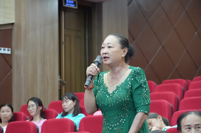 TPHCM: Hơn 300 phụ nữ phường Tân Đông Hiệp rèn luyện phong thái tự tin chào mừng Đại hội- Ảnh 4.
