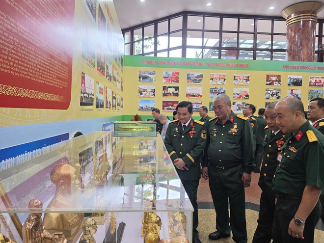 Khai mạc Đại hội đại biểu toàn quốc Hội Cựu chiến binh Việt Nam lần thứ VIII- Ảnh 4.