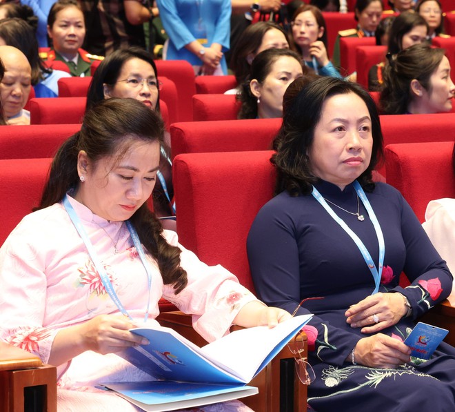 789 đại biểu bước vào Phiên làm việc thứ nhất Đại hội Phụ nữ toàn quốc lần thứ XIV - Ảnh 5.