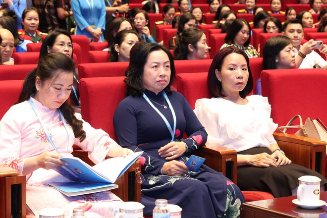 789 đại biểu bước vào Phiên làm việc thứ nhất Đại hội Phụ nữ toàn quốc lần thứ XIV - Ảnh 6.