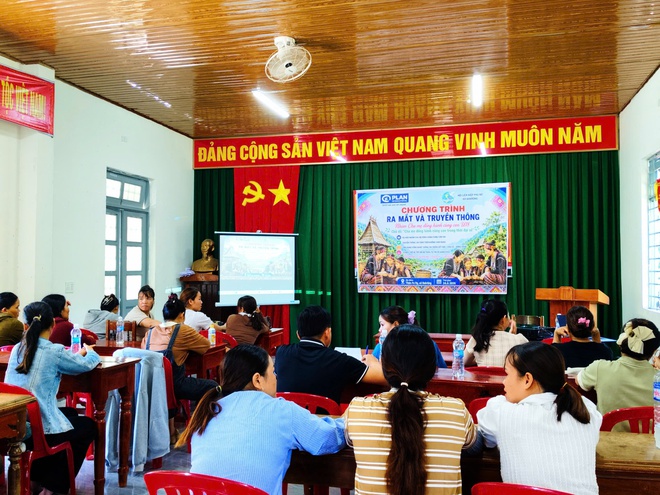 Cha mẹ kết nối, đồng hành cùng con U18 trong thời đại số- Ảnh 2.