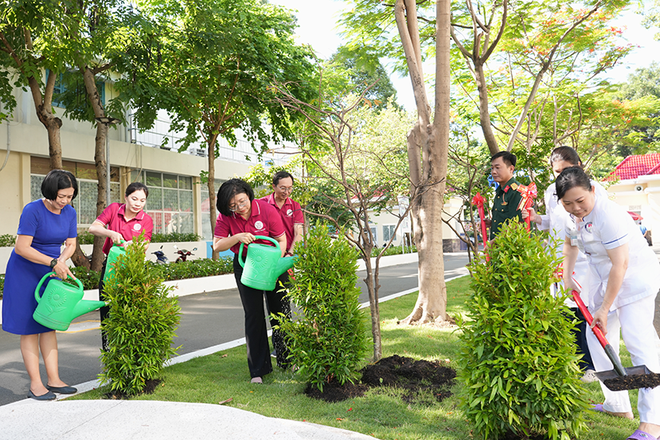 Kỷ niệm 50 năm thành phố mang tên Bác bằng những hoạt động ý nghĩa, nhân văn- Ảnh 9.